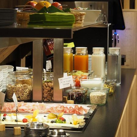 Gasthof Hotel Esterer Розенхайм Екстериор снимка