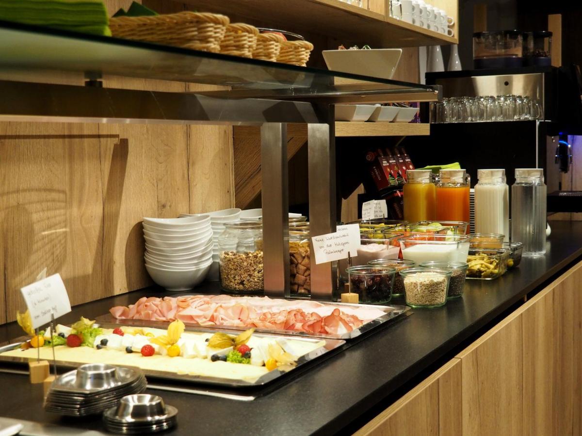 Gasthof Hotel Esterer Розенхайм Екстериор снимка